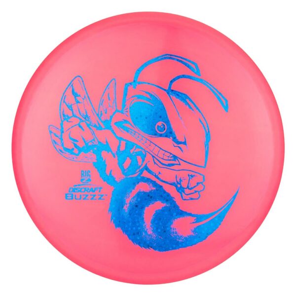 Discraft Big Z Buzzz red er nok den mest solgte midrange disc i verden. Den er ganske enkelt fantastisk uanset hvilken disc golf bane du spiller på.